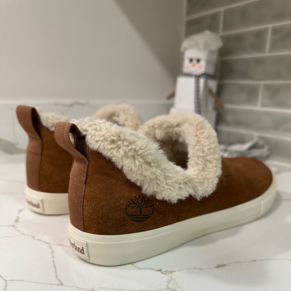 Timberland SKYLA BAY. Women’s Size 10. Color Wheat. - Picture 9 of 12